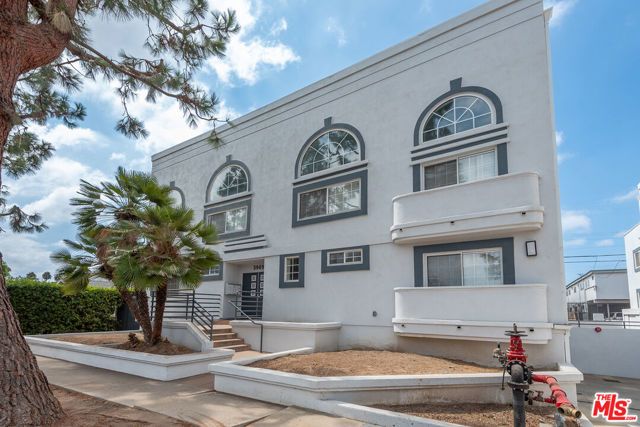 3949 Bentley Avenue 8, Culver City, CA 90232