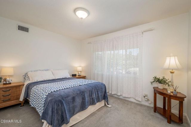 124 Bluefield Avenue, Thousand Oaks, CA 91320