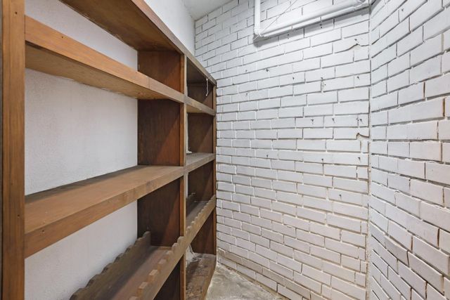 2730 Dwight Way, Stockton, CA 95204