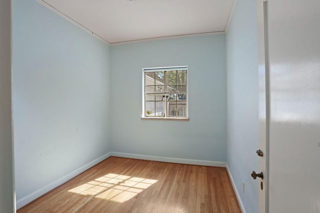 2730 Dwight Way, Stockton, CA 95204