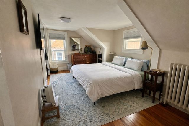 56-58 Lexington St 56, Newton, MA 02465