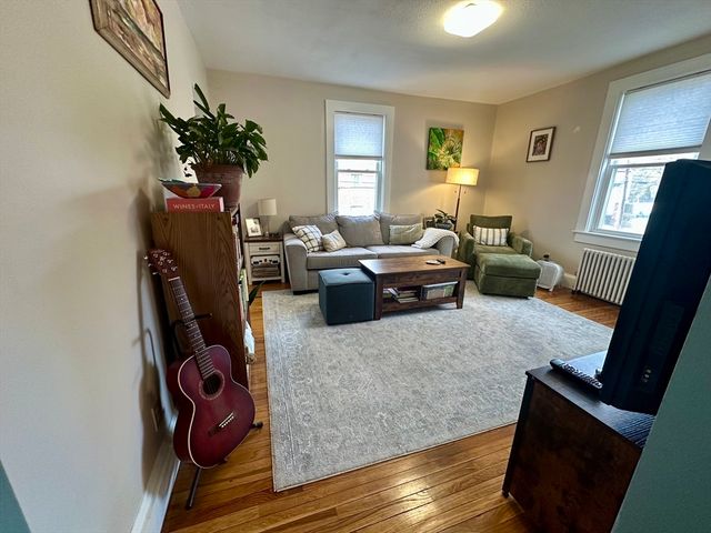 56-58 Lexington St 56, Newton, MA 02465