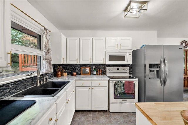4801 Lake Street, Bridgman, MI 49106