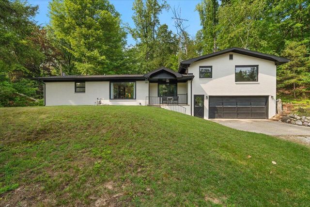 4801 Lake Street, Bridgman, MI 49106
