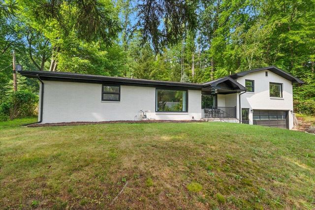 4801 Lake Street, Bridgman, MI 49106