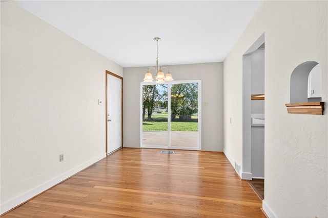 219 Vernon Ave, Belle Vernon, PA 15012