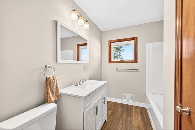 219 Vernon Ave, Belle Vernon, PA 15012