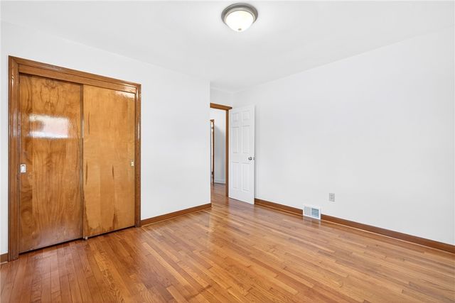 219 Vernon Ave, Belle Vernon, PA 15012