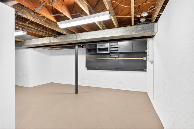 219 Vernon Ave, Belle Vernon, PA 15012