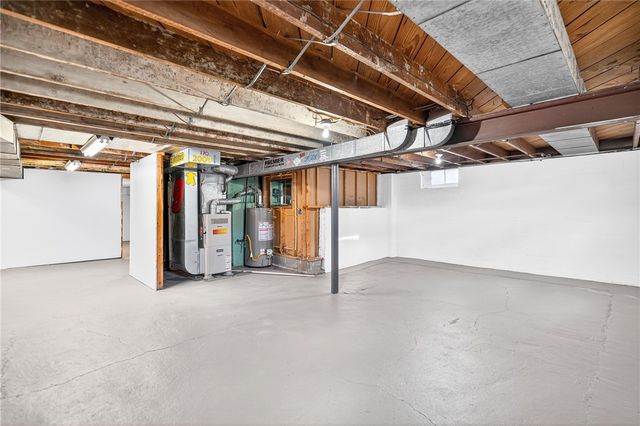 219 Vernon Ave, Belle Vernon, PA 15012