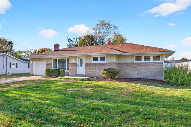 219 Vernon Ave, Belle Vernon, PA 15012