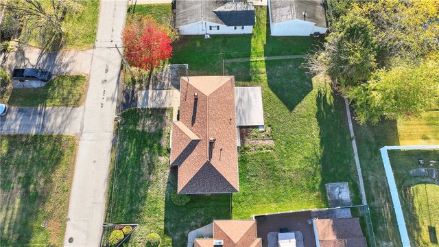 219 Vernon Ave, Belle Vernon, PA 15012