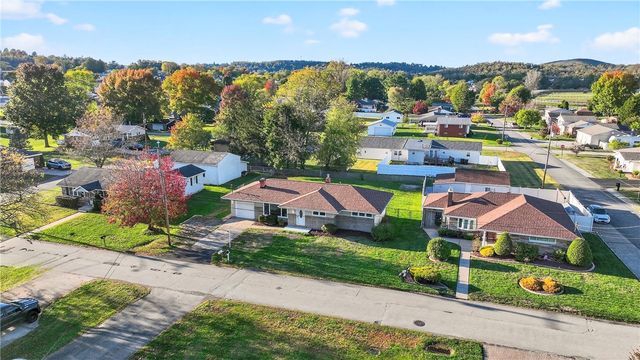 219 Vernon Ave, Belle Vernon, PA 15012