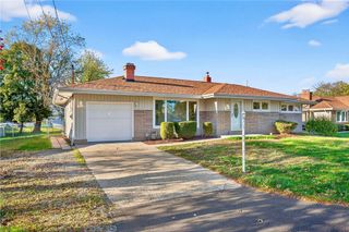 219 Vernon Ave, Belle Vernon, PA 15012