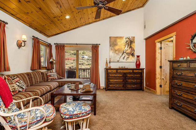 716 Aspen Springs Ranch Road, Mammoth Lakes, CA 93546