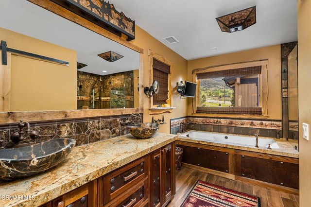 716 Aspen Springs Ranch Road, Mammoth Lakes, CA 93546