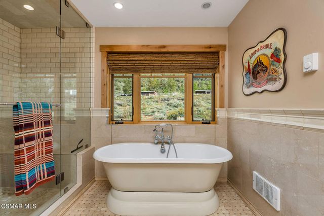 716 Aspen Springs Ranch Road, Mammoth Lakes, CA 93546