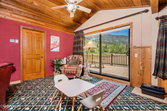 716 Aspen Springs Ranch Road, Mammoth Lakes, CA 93546