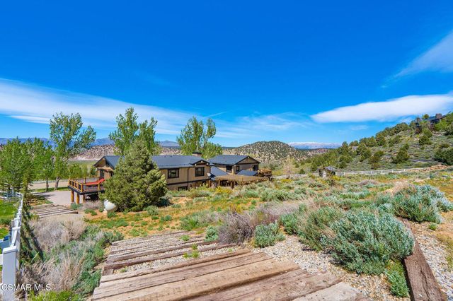 716 Aspen Springs Ranch Road, Mammoth Lakes, CA 93546