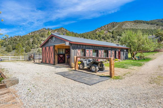 716 Aspen Springs Ranch Road, Mammoth Lakes, CA 93546