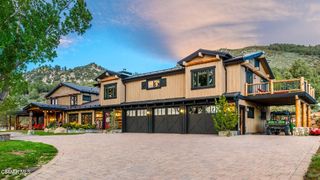 716 Aspen Springs Ranch Road, Mammoth Lakes, CA 93546
