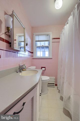 2120 SHAARON DR, Lancaster, PA 17601