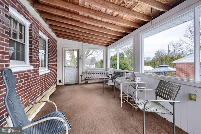 2120 SHAARON DR, Lancaster, PA 17601