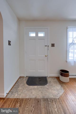 2120 SHAARON DR, Lancaster, PA 17601