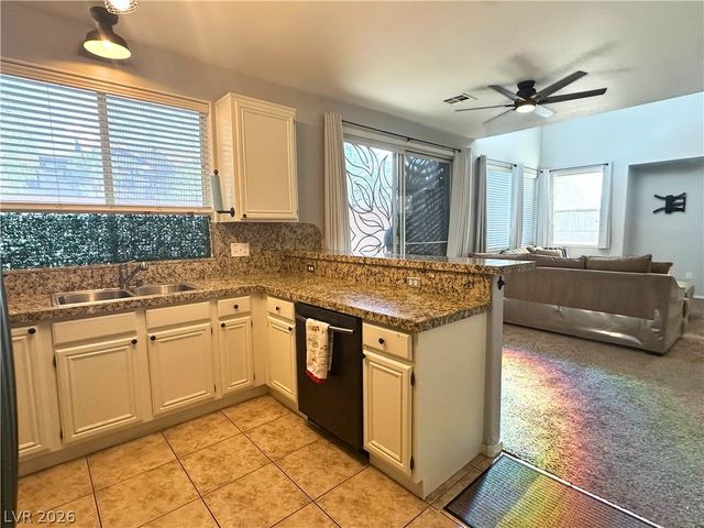 53 Puerto Viejo Trail, Henderson, NV 89074