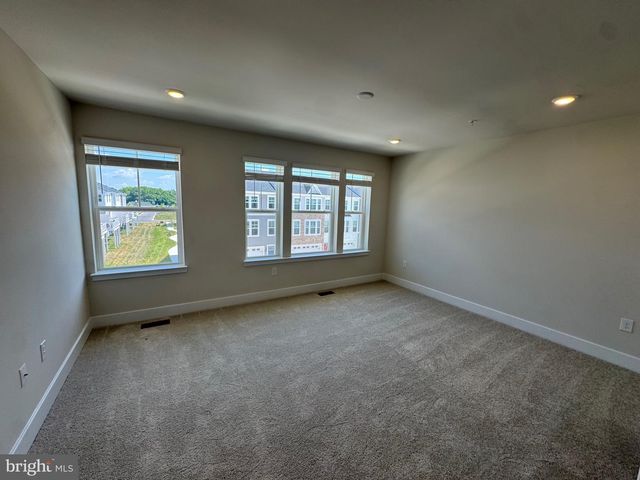 1312 LAKE LUCERNE LN, Trappe, MD 21673