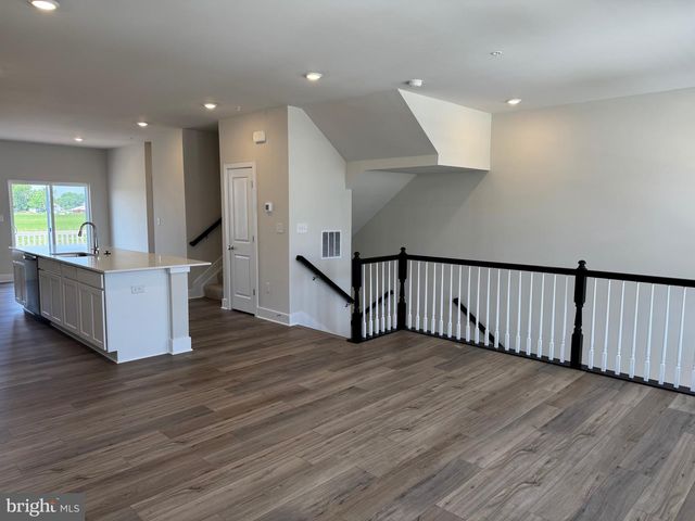 1312 LAKE LUCERNE LN, Trappe, MD 21673