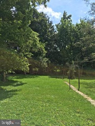 1638 MT ROSE AVE, York, PA 17403