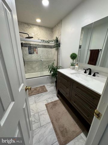 111 W PARK DR, Stafford, VA 22554
