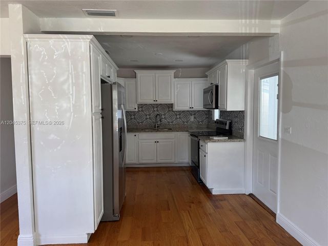 3500 SW 87th Place 3500, Miami, FL 33165