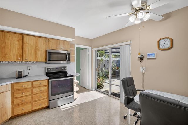 131 SW 58th Ave, Plantation, FL 33317