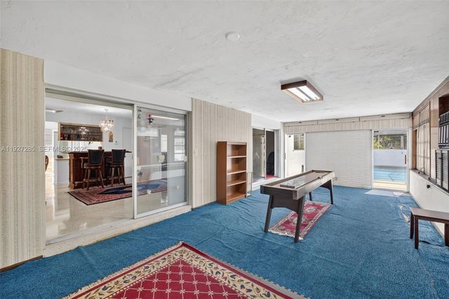 131 SW 58th Ave, Plantation, FL 33317