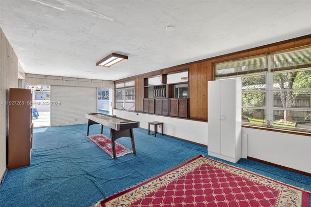 131 SW 58th Ave, Plantation, FL 33317