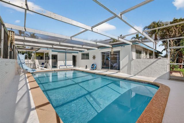 131 SW 58th Ave, Plantation, FL 33317