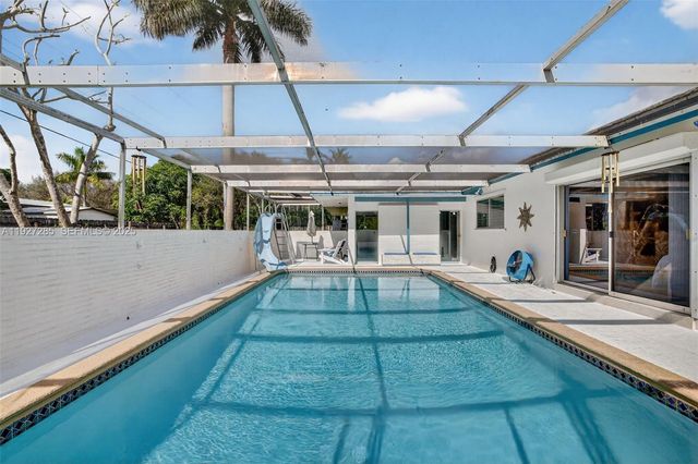 131 SW 58th Ave, Plantation, FL 33317