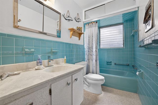 131 SW 58th Ave, Plantation, FL 33317