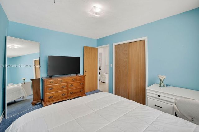 131 SW 58th Ave, Plantation, FL 33317