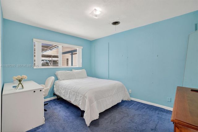 131 SW 58th Ave, Plantation, FL 33317