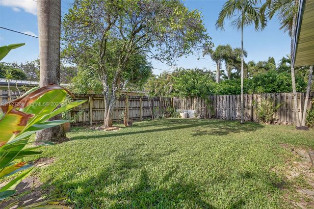 131 SW 58th Ave, Plantation, FL 33317