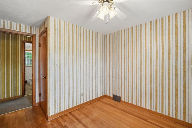 98 Hanward Hill, East Longmeadow, MA 01028