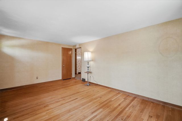 98 Hanward Hill, East Longmeadow, MA 01028