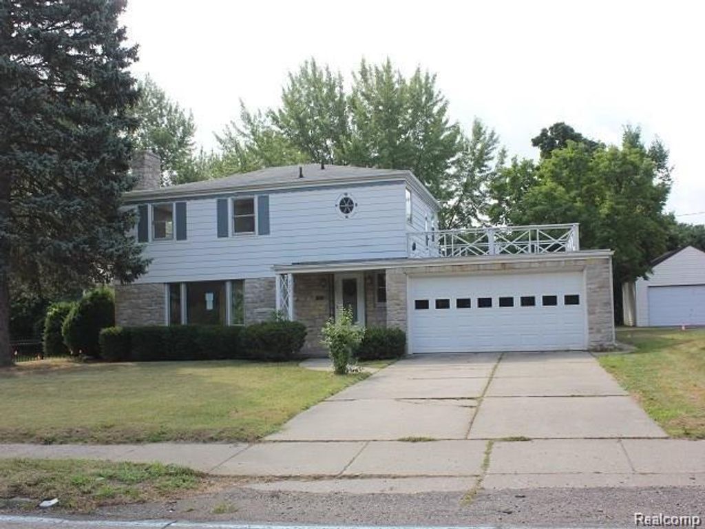2201 Miller Rd, Flint, MI 48503