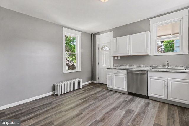 547 S FRONT ST, Steelton, PA 17113