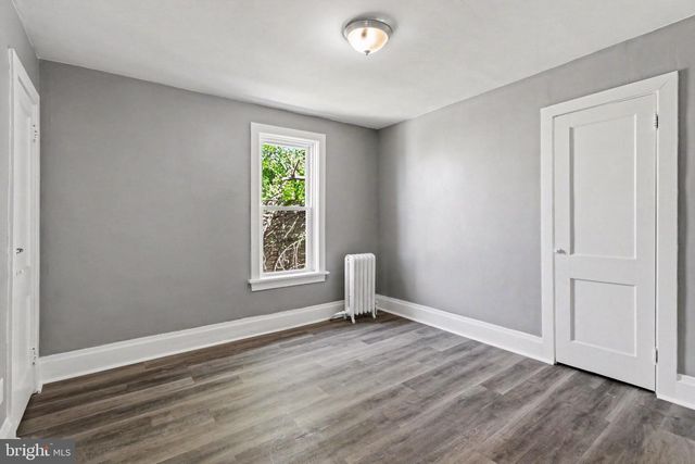 547 S FRONT ST, Steelton, PA 17113
