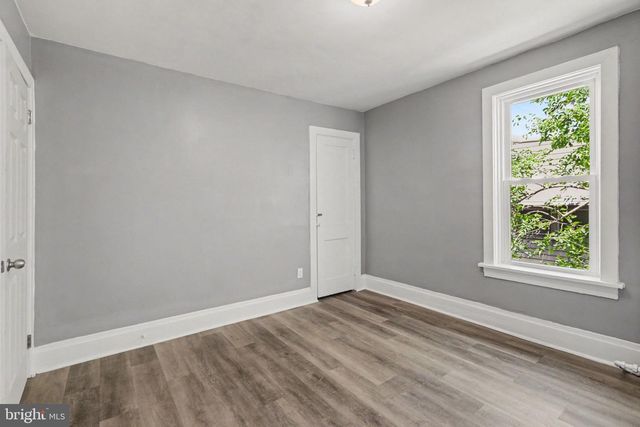 547 S FRONT ST, Steelton, PA 17113