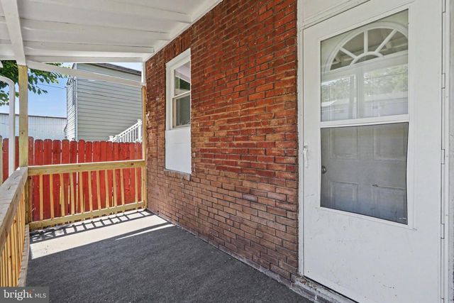 547 S FRONT ST, Steelton, PA 17113
